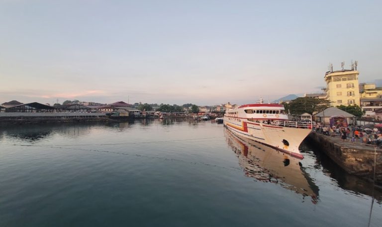 dermaga pelabuhan manado 768x457