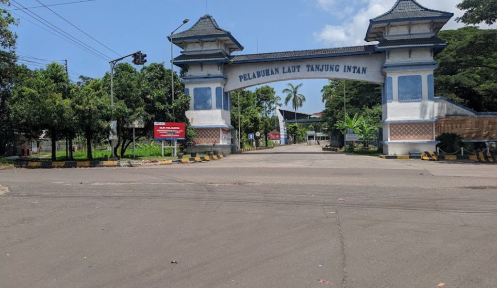 Pelabuhan Tanjung Intan Cilacap