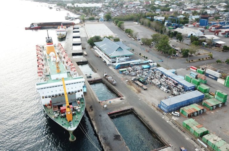 layanan pelabuhan bitung 768x506