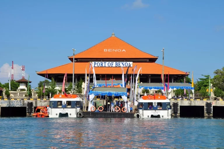 pelabuhan benoa bali 768x510