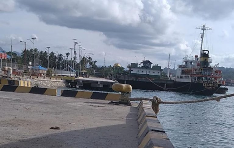 dermaga pelabuhan poso 768x486