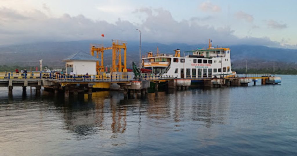 Pelabuhan Kayangan