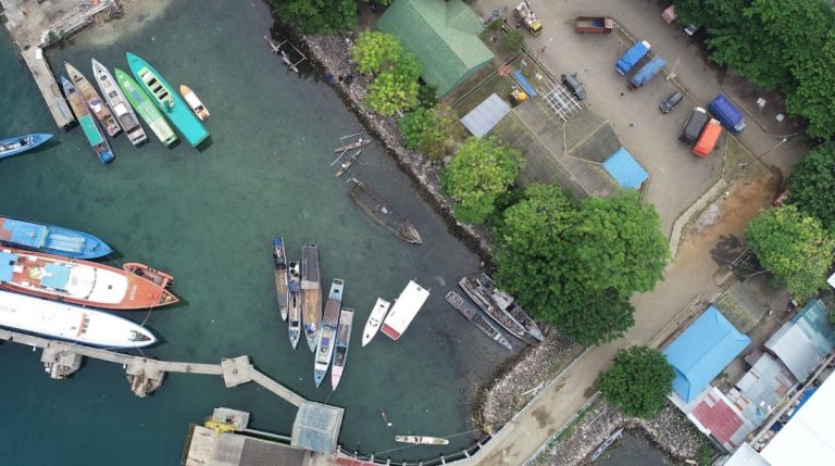 pelabuhan luwuk tampak atas 768x429