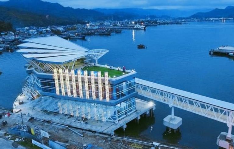 terminal penumpang pelabuhan sibolga 768x490