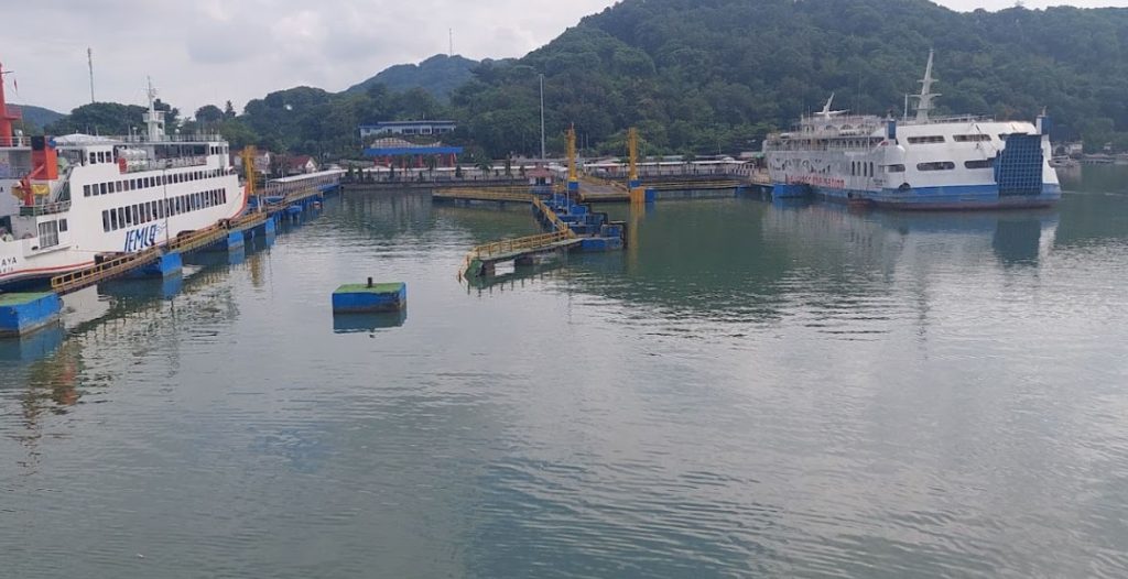Pelabuhan Penyeberangan Lembar
